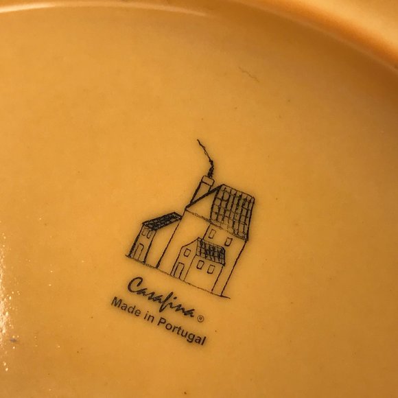 Casafina Portugal Chip and Dip Honey Color - Picture 2 of 4